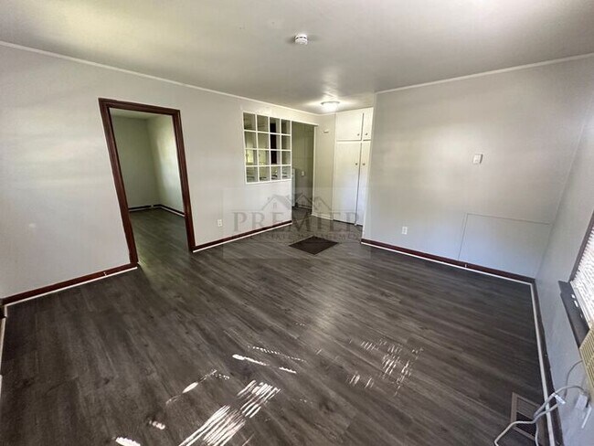 1017 S Glenwood Ave in Independence, MO - Building Photo - Building Photo