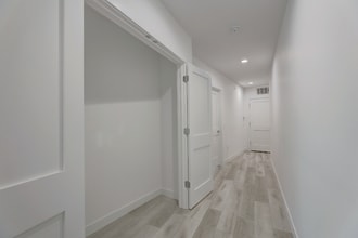 8110 Lincoln Ave in Skokie, IL - Building Photo - Building Photo
