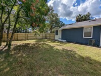 321 S Osceola St in DeLand, FL - Foto de edificio - Building Photo