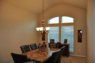 13119 Sweetgum Shores Dr in Houston, TX - Foto de edificio - Building Photo