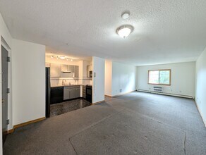 474 Broadway in Somerville, MA - Foto de edificio - Building Photo