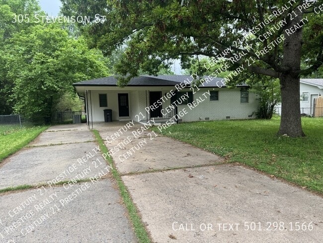 property at 305 Stevenson St