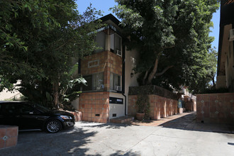 632 N Hayworth Ave in Los Angeles, CA - Building Photo - Primary Photo