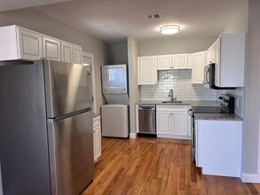 41-43-43 Darina Pl in Milford, CT - Building Photo - Building Photo