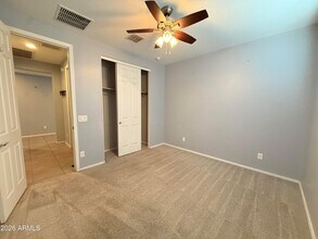 943 W Danish Red Trail in San Tan Valley, AZ - Foto de edificio - Building Photo