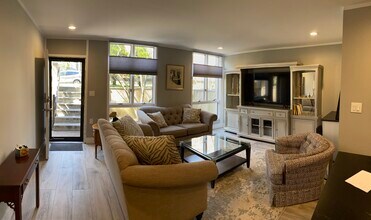 7 Hughes Pl in New Haven, CT - Building Photo - Building Photo