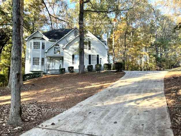 130 Morning Mist Way in Fayetteville, GA - Building Photo