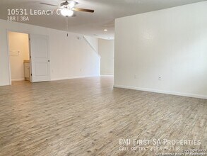 10531 Legacy Cv in San Antonio, TX - Building Photo - Building Photo
