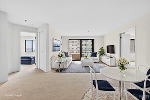 394 Ocean Ave, Unit 502 in Revere, MA - Building Photo