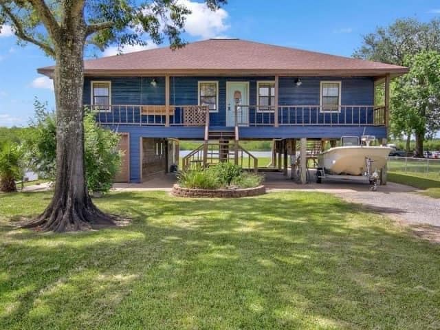 property at 1265 Hillebrandt Acres