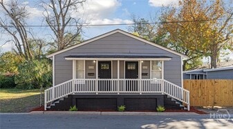 2120 Bulloch St in Savannah, GA - Building Photo