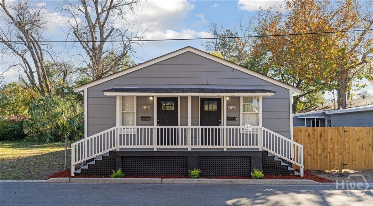 2120 Bulloch St in Savannah, GA - Building Photo