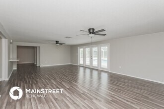 4400 Old Colony Rd in Mulberry, FL - Building Photo - Building Photo