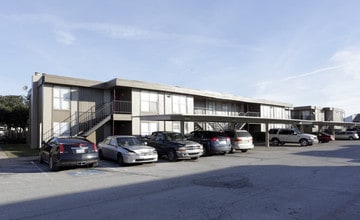 Summer Glen in Dallas, TX - Foto de edificio - Building Photo