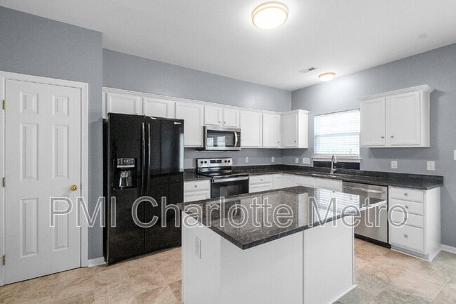property at 9707 Mallard Glen Dr