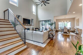 5328 Manett St in Dallas, TX - Building Photo - Building Photo
