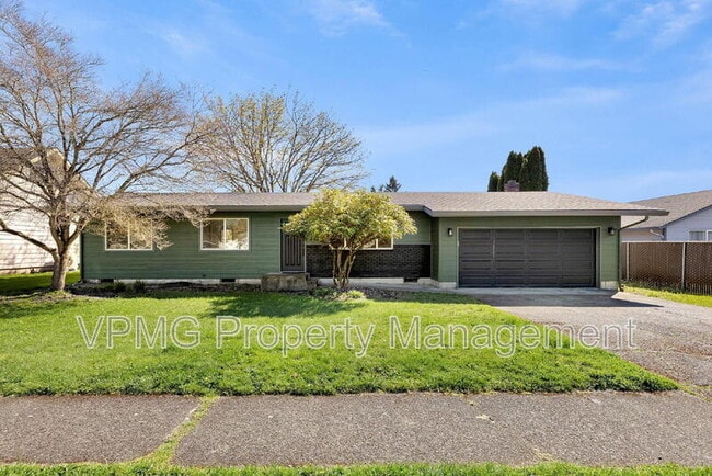 property at 14907 NE 34th St