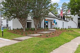 Mia LXMI Westchase West in Houston, TX - Foto de edificio - Building Photo