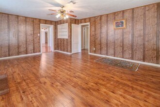 717 N 37th St in Corsicana, TX - Building Photo - Building Photo