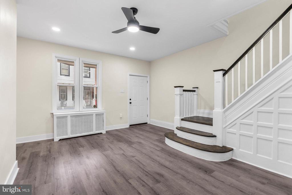 1748 N Lindenwood St in Philadelphia, PA - Building Photo