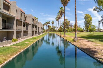 Lake Park Village in Mesa, AZ - Building Photo - Building Photo