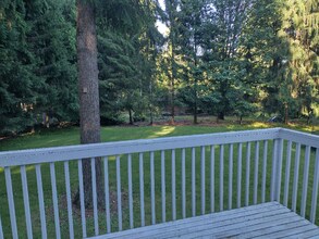 17213 Gravenstein Rd in Bothell, WA - Building Photo - Building Photo