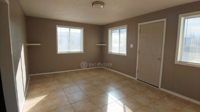 73225 Delphi St in Pendleton, OR - Building Photo - Building Photo