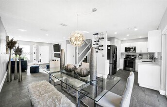 2311 SW 87th Way in Miramar, FL - Building Photo - Building Photo