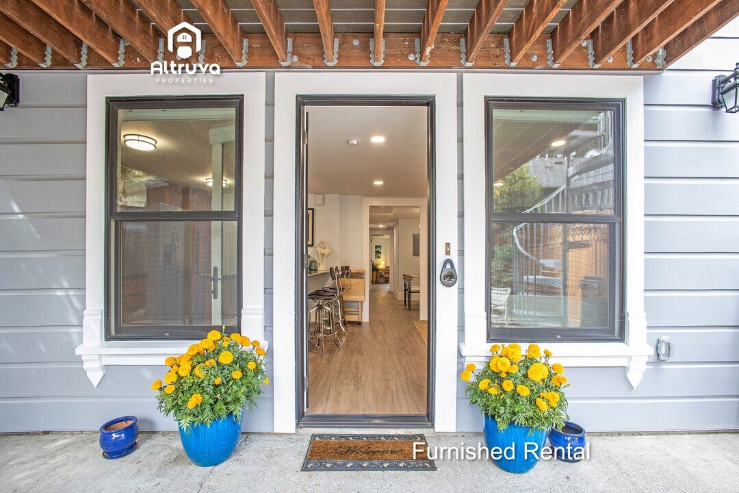 512 Taylor Ave in Alameda, CA - Foto de edificio