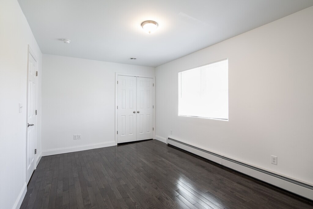 Cornwall Park Townhouses Apartments in Cornwall, NY