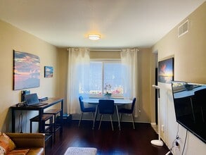 802 Magnolia Ave in Pasadena, CA - Building Photo - Building Photo