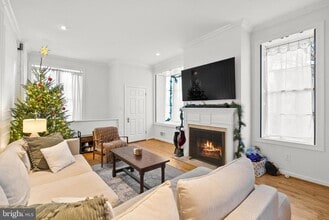 400 S Lee St in Alexandria, VA - Building Photo - Building Photo