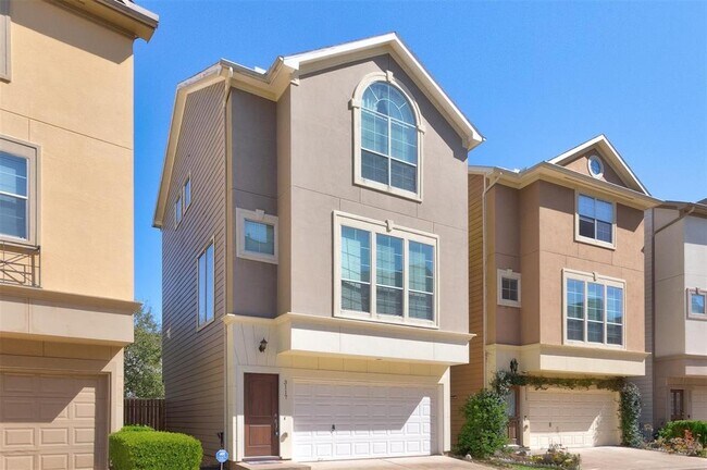 property at 3117 Clearview Cir