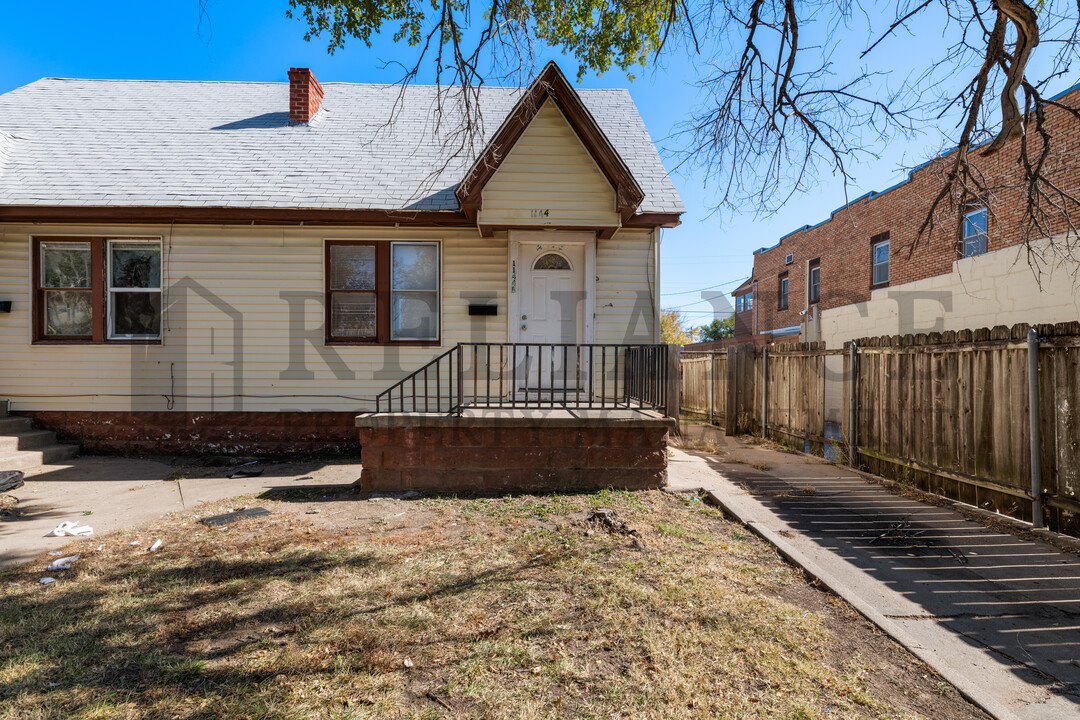 1144 S Pattie St in Wichita, KS - Building Photo