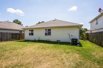 21219 Rezanof Rd in Humble, TX - Building Photo - Building Photo