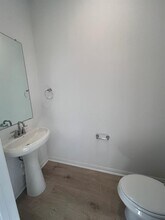 417 Lake Sweetwater Ln in Buda, TX - Building Photo - Building Photo