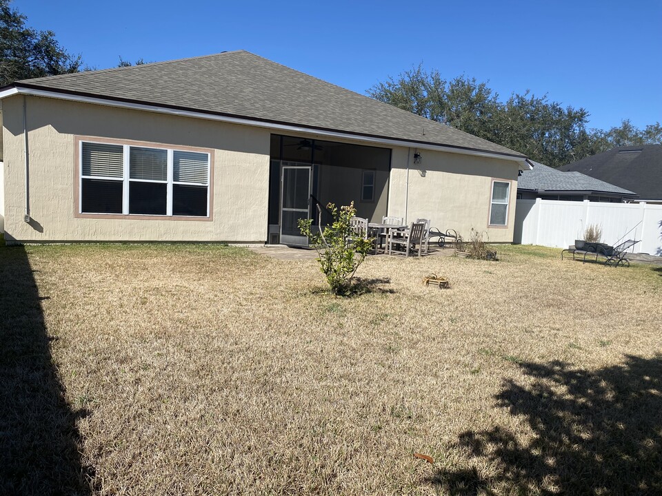 343 Brier Rose Ln in Orange Park, FL - Building Photo