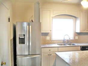 15 Beechwood Ave in Watertown, MA - Building Photo - Building Photo