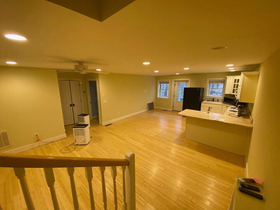 420 Whitehead Cir in Chapel Hill, NC - Building Photo