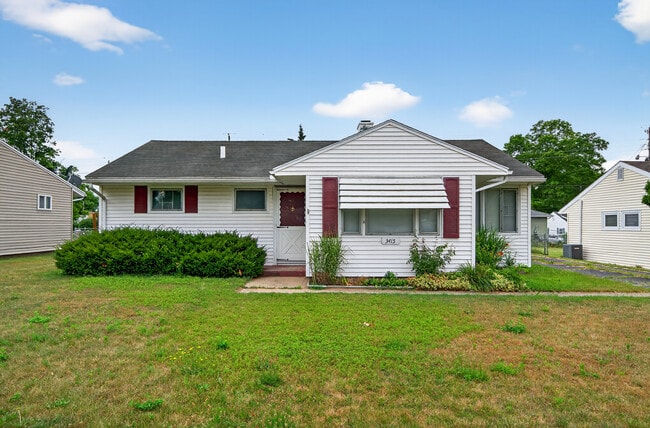 3415 Whitcomb Ave in South Bend, IN - Building Photo - Building Photo