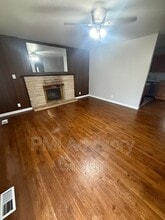 3253 SW 31st Terrace in Topeka, KS - Building Photo - Building Photo