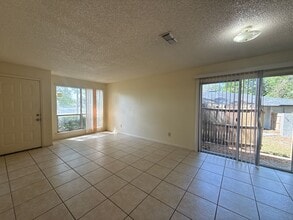 5315 SE 28th Ln in Ocala, FL - Building Photo - Building Photo