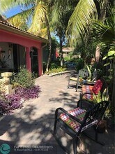 1334 NE 16th Ave-Unit -FRONT in Fort Lauderdale, FL - Foto de edificio - Building Photo