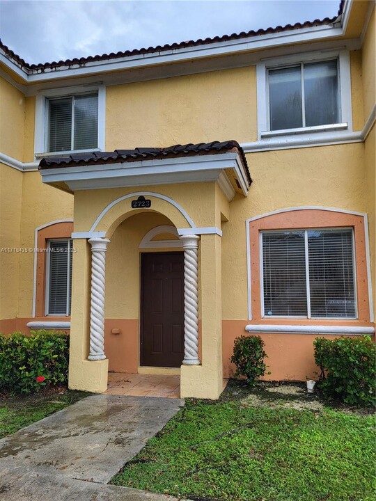 2723 SE 15th Rd in Homestead, FL - Building Photo