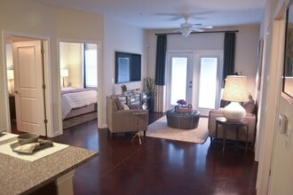 The Reserve at Forest Hills in Wilmington, NC - Building Photo - Building Photo