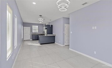 1200 Harrison St, Unit 4 in Alton, TX - Building Photo - Building Photo