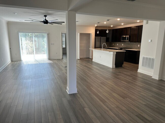 1129 Bradford Rdg Dr in Leesburg, FL - Building Photo - Building Photo