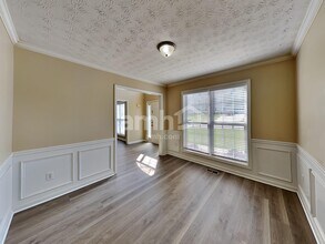 881 Simon Park Cir in Lawrenceville, GA - Building Photo - Building Photo
