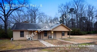2109 Batesville Pike in North Little Rock, AR - Building Photo