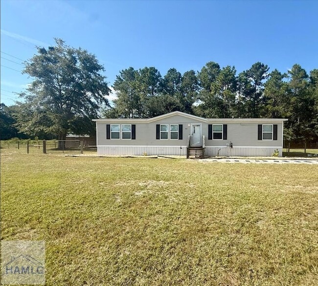 property at 45 Logan Ct SE